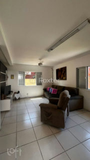 Image 3 - 1010989