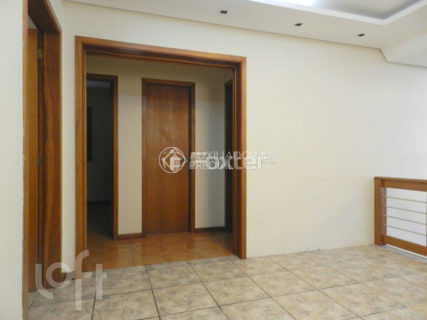 Image 7 - 1011027