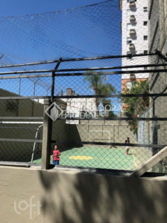 Image 10 - 1011056