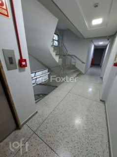 Image 1 - 1011076