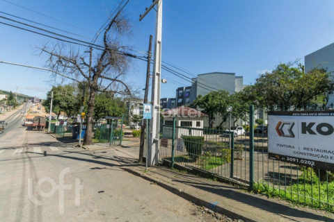 Image 7 - 1011078