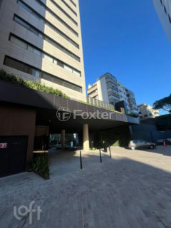 Image 2 - 1011085