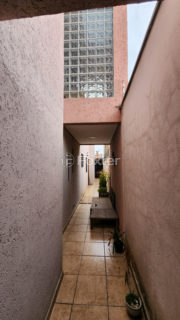 Image 10 - 1011221
