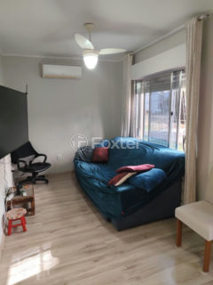Image 25 - 1011256
