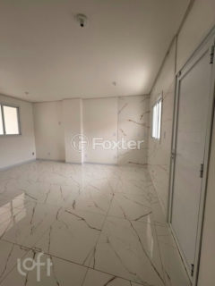 Image 10 - 1011275