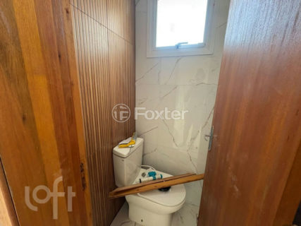 Image 8 - 1011275