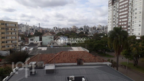 Image 8 - 1011278