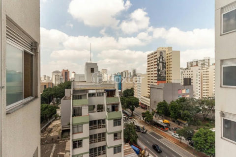 Image 16 - 1011290