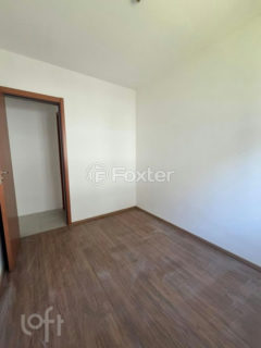 Image 12 - 1011304