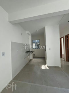 Image 2 - 1011304