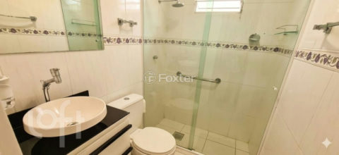 Image 8 - 1011334