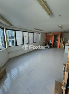 Image 3 - 1011458