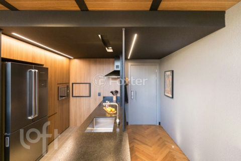 Image 35 - 1011476