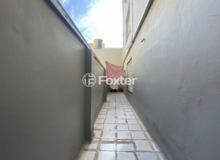 Image 17 - 1011478