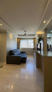Image 33 - 1011485