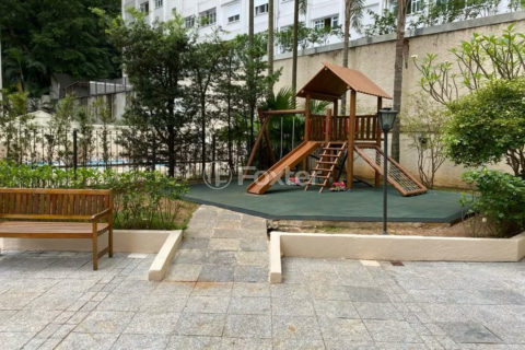 Image 22 - 1011487