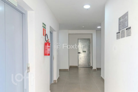 Image 22 - 1011499