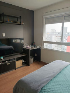 Image 9 - 1011559