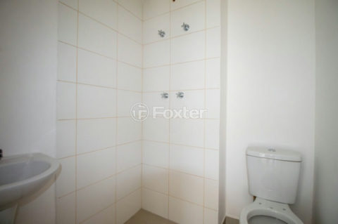 Image 9 - 1011571