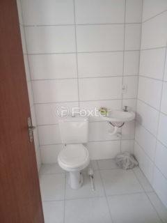 Image 2 - 1011575