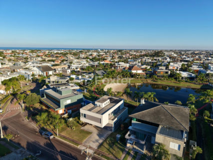 Image 57 - 1011651