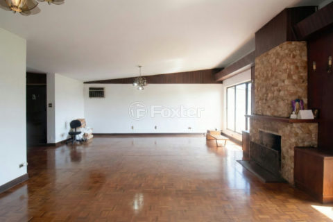 Image 29 - 1011664