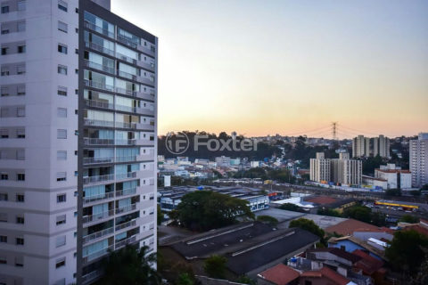 Image 24 - 1011675