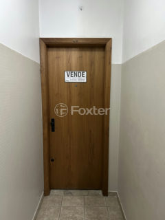 Image 11 - 1011760
