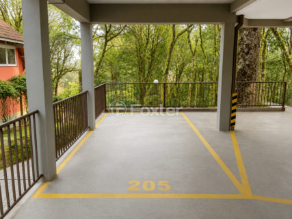 Image 4 - 1011842