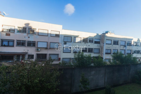 Image 6 - 1011858