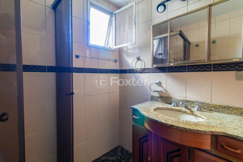 Image 9 - 1011894