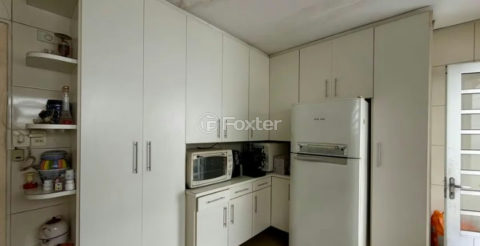 Image 7 - 1011900