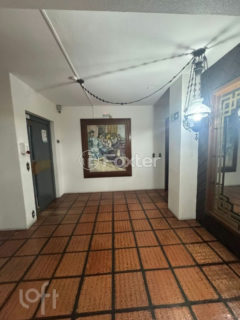 Image 4 - 1011920