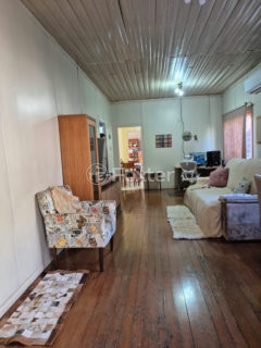 Image 11 - 1011931