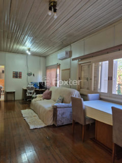 Image 7 - 1011931