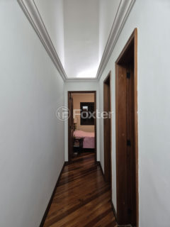 Image 9 - 1011939