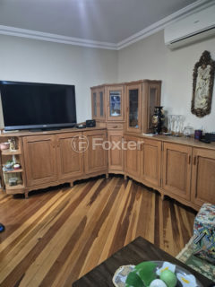 Image 2 - 1011939