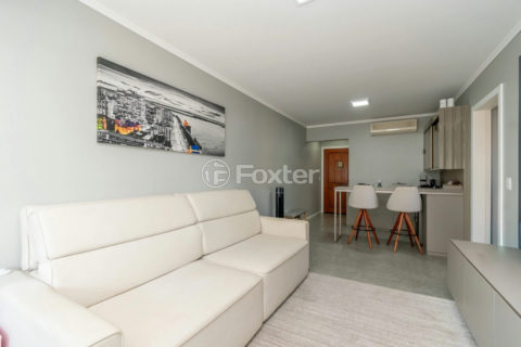 Image 2 - 1012054