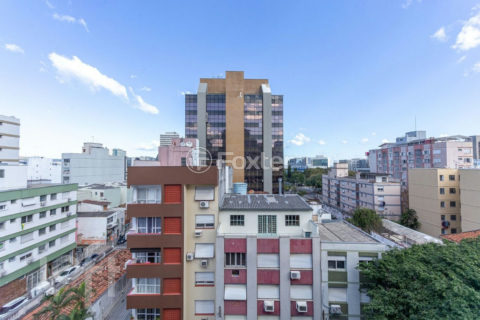 Image 16 - 1012074