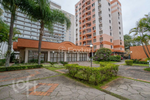 Image 21 - 1012133