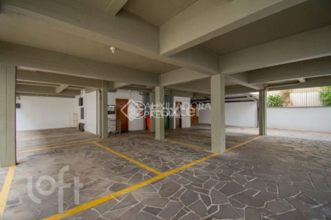 Image 18 - 1012164