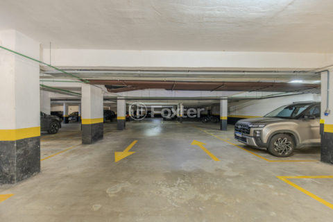 Image 30 - 1012204