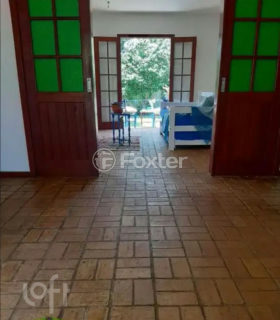 Image 8 - 1012205