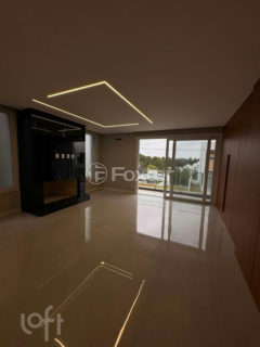 Image 9 - 1012255