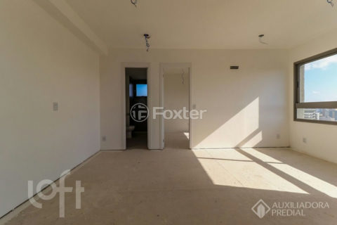 Image 7 - 1012256
