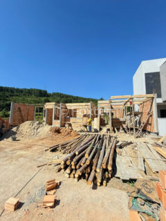Image 3 - 1012478