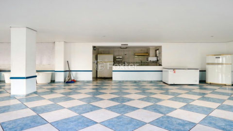 Image 31 - 1012536