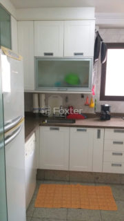 Image 7 - 1012542