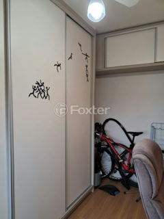 Image 33 - 1012647