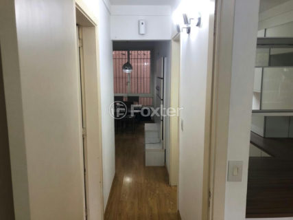 Image 7 - 1012758
